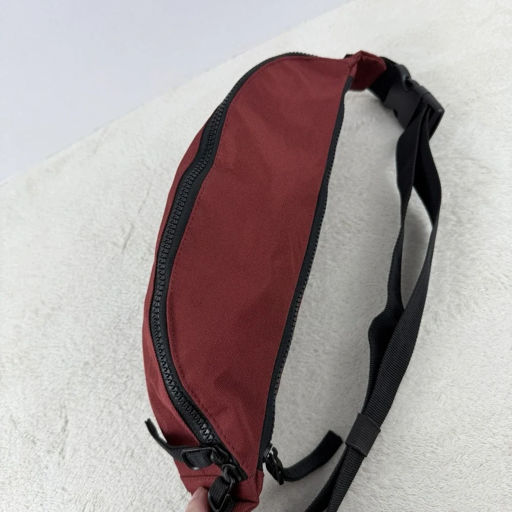 HNÚKUR Bum Bag Icewear Iceland Dark Red Fanny Pack- EUC‎